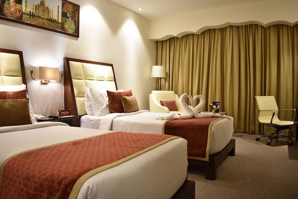 Hotel Saura Hotel, Agra - A Club Mahindra Associate Agra (Uttar Pradesh)