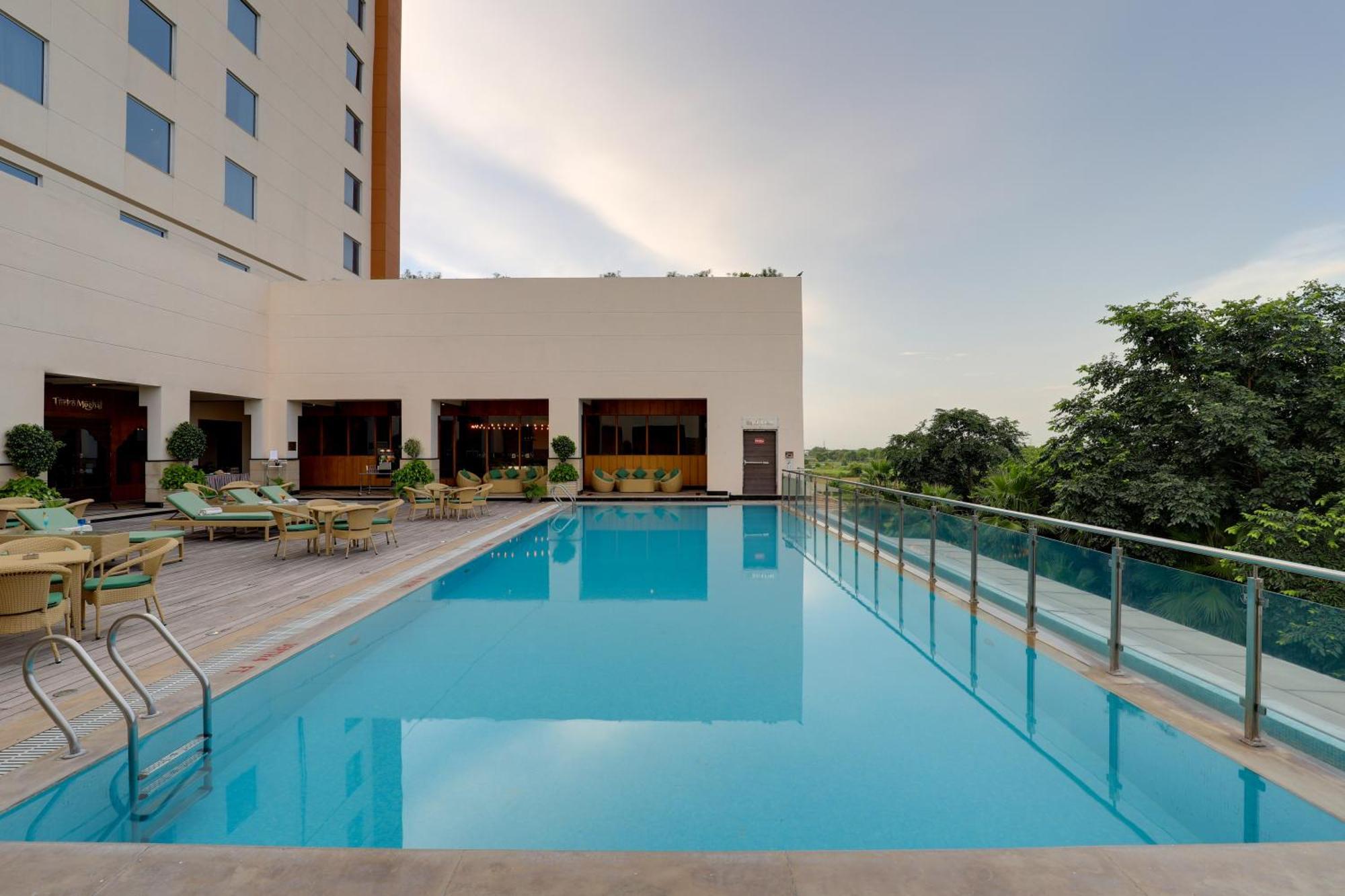 Saura Hotel, Agra - A Club Mahindra Associate Hotel Agra (Uttar Pradesh)