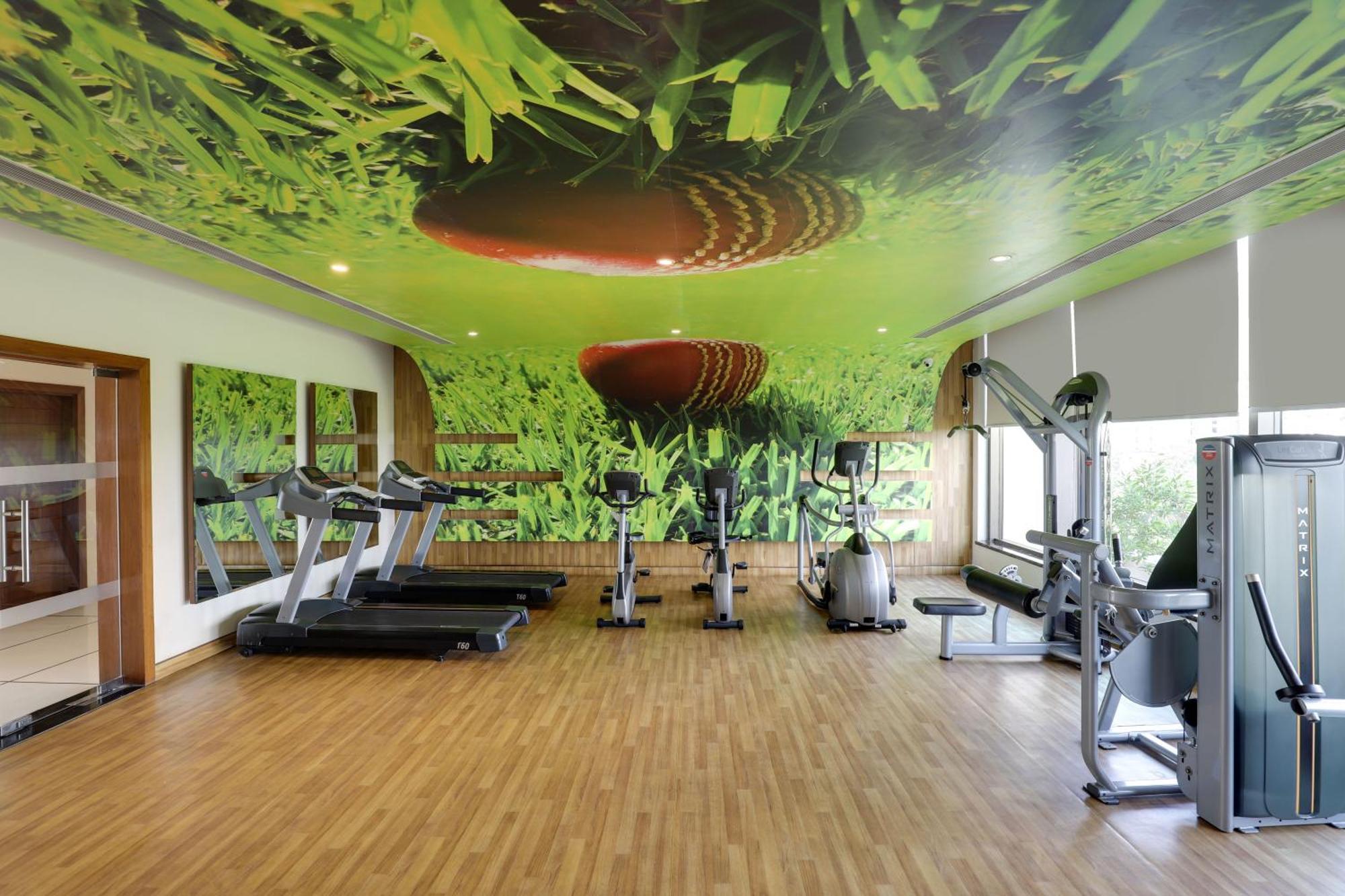 Hotel Saura Hotel, Agra - A Club Mahindra Associate 5*