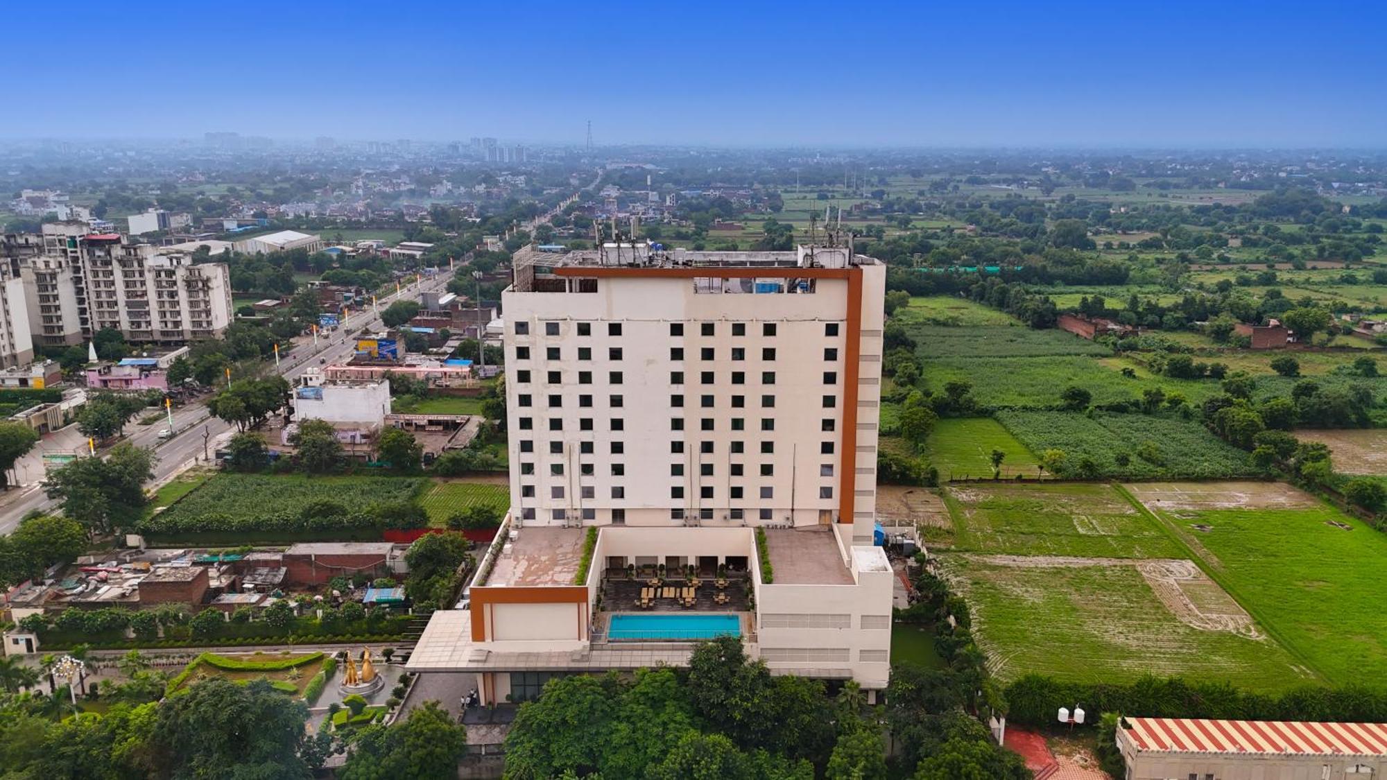Hotel Saura Hotel, Agra - A Club Mahindra Associate