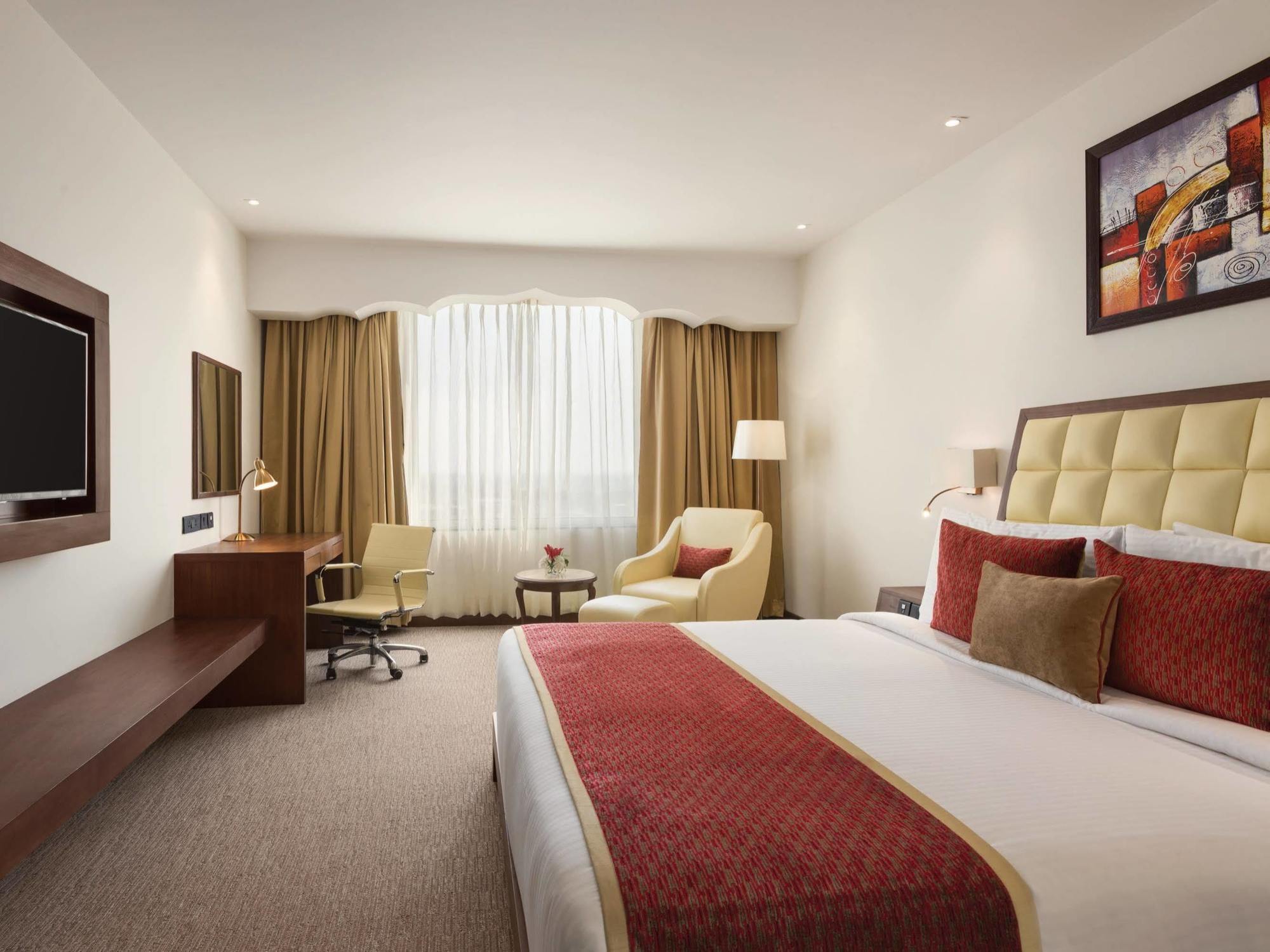 Saura Hotel, Agra - A Club Mahindra Associate