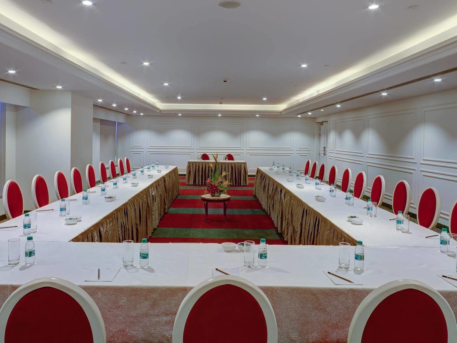 Saura Hotel, Agra - A Club Mahindra Associate Agra (Uttar Pradesh)